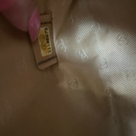 Chanel CC crossbody zip clutch - Picture 12 of 15